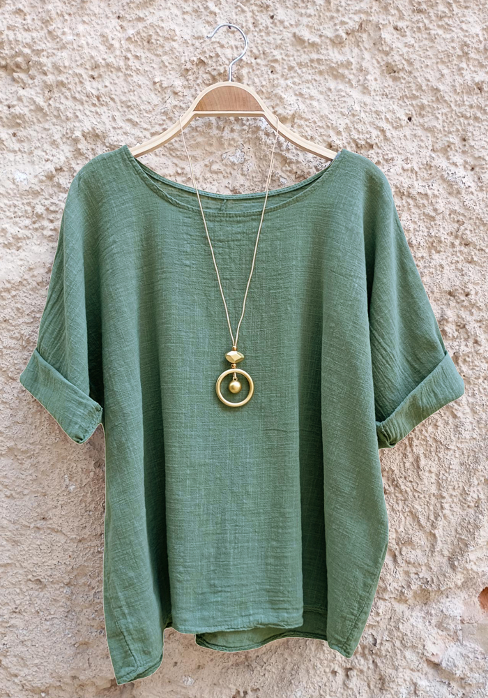 Oversized μπλούζα σε χακί με στρογγυλή λαιμόκοψη και κοντά μανίκια με ρεβέρ