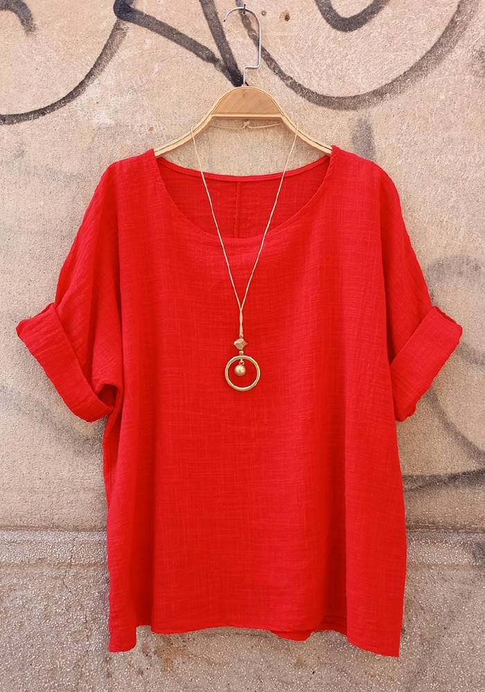 Oversized κόκκινη μπλούζα με στρογγυλή λαιμόκοψη και μανίκια με ρεβέρ