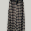 Καρό γυναικείο παντελόνι palazzo με μαύρη ζώνη και ψηλή μέση.